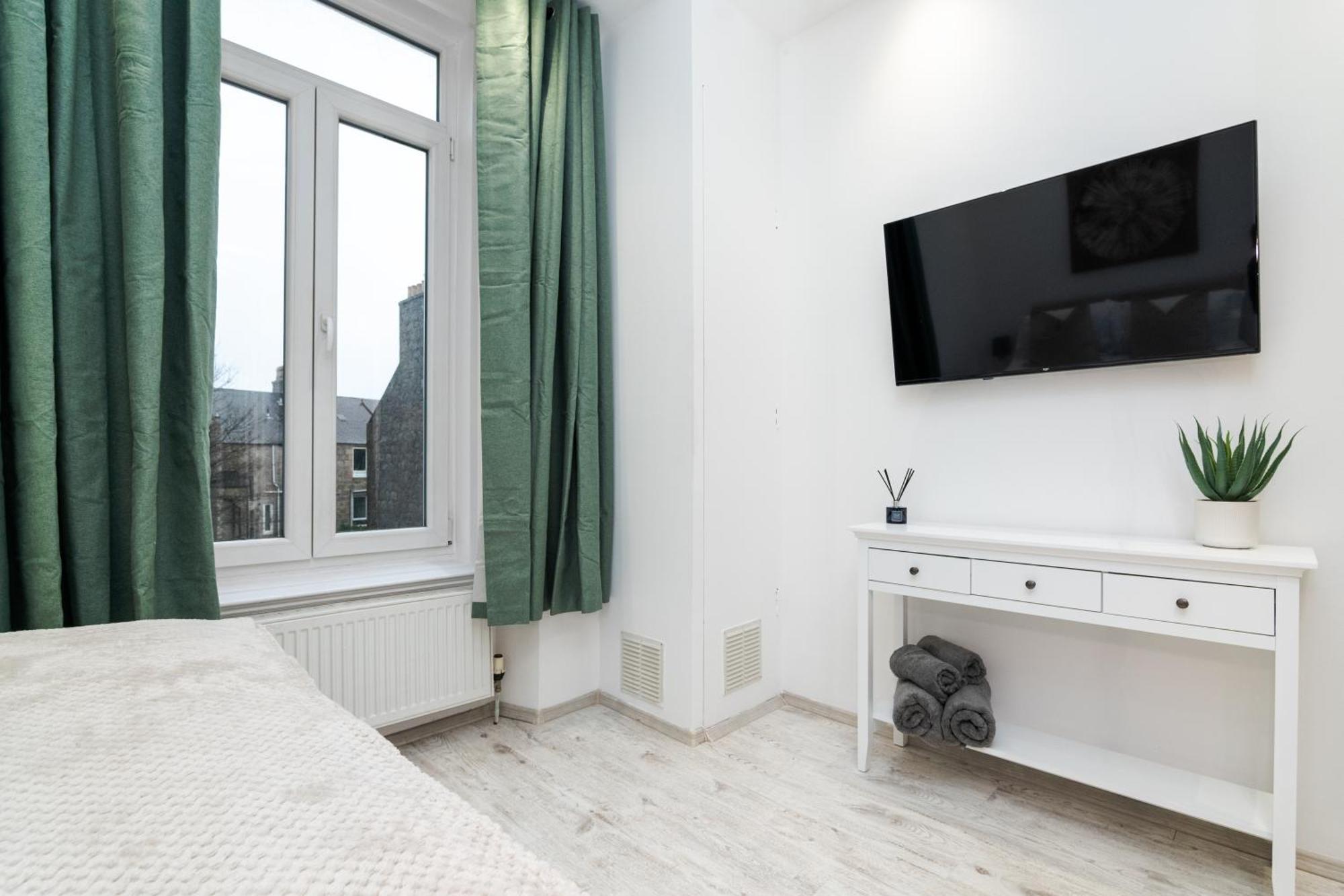 Luxury-1Bed-Apartment Aberdeen Eksteriør bilde